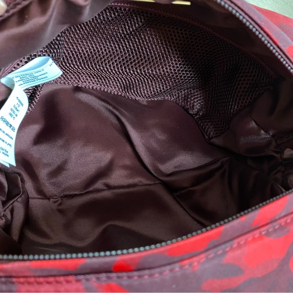 SOLD! Lululemon Athletica New Year Feeling Ready Mini Zip Pouch Red Camouflage - Picture 10 of 16